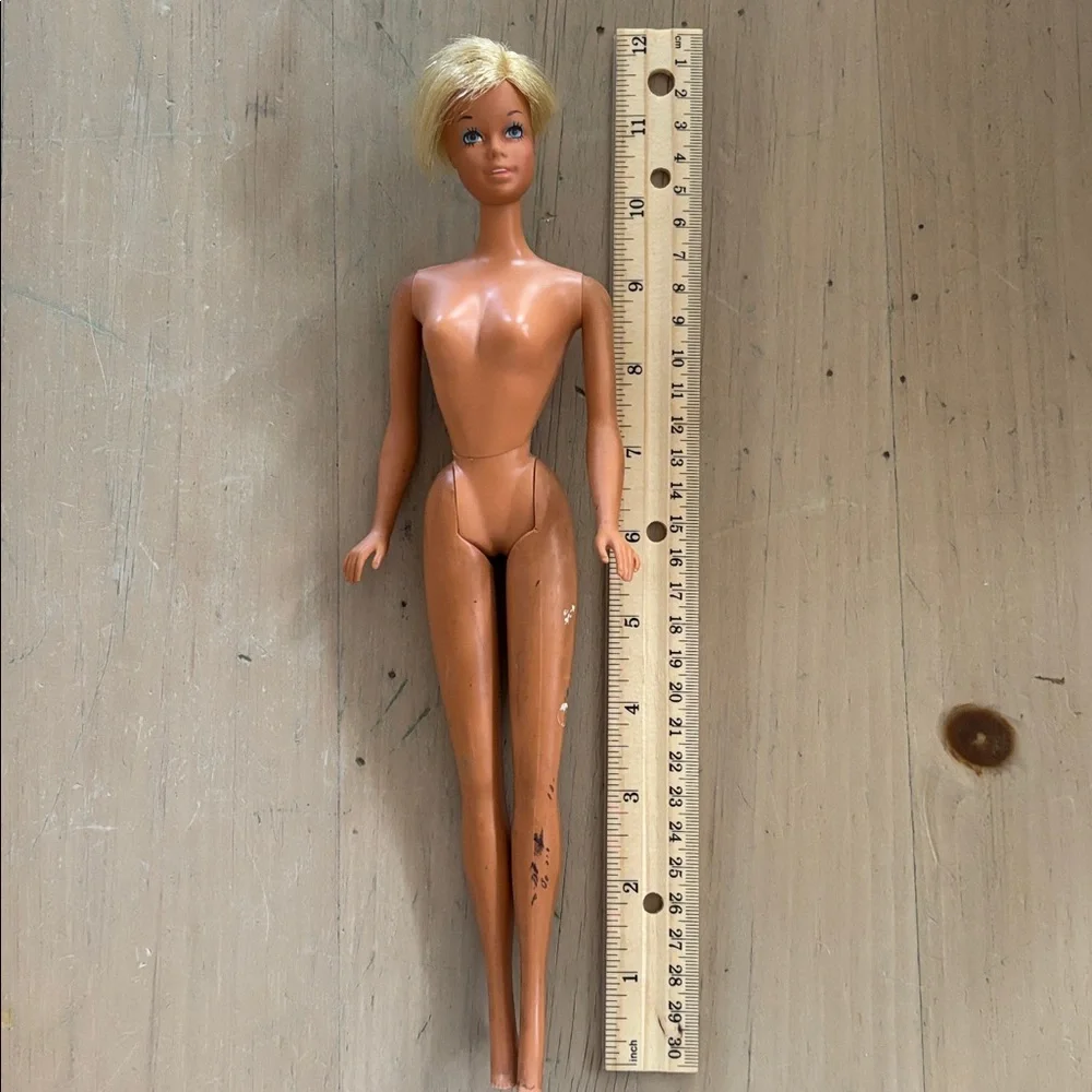 Malibu Twist ‘n Turn Barbie